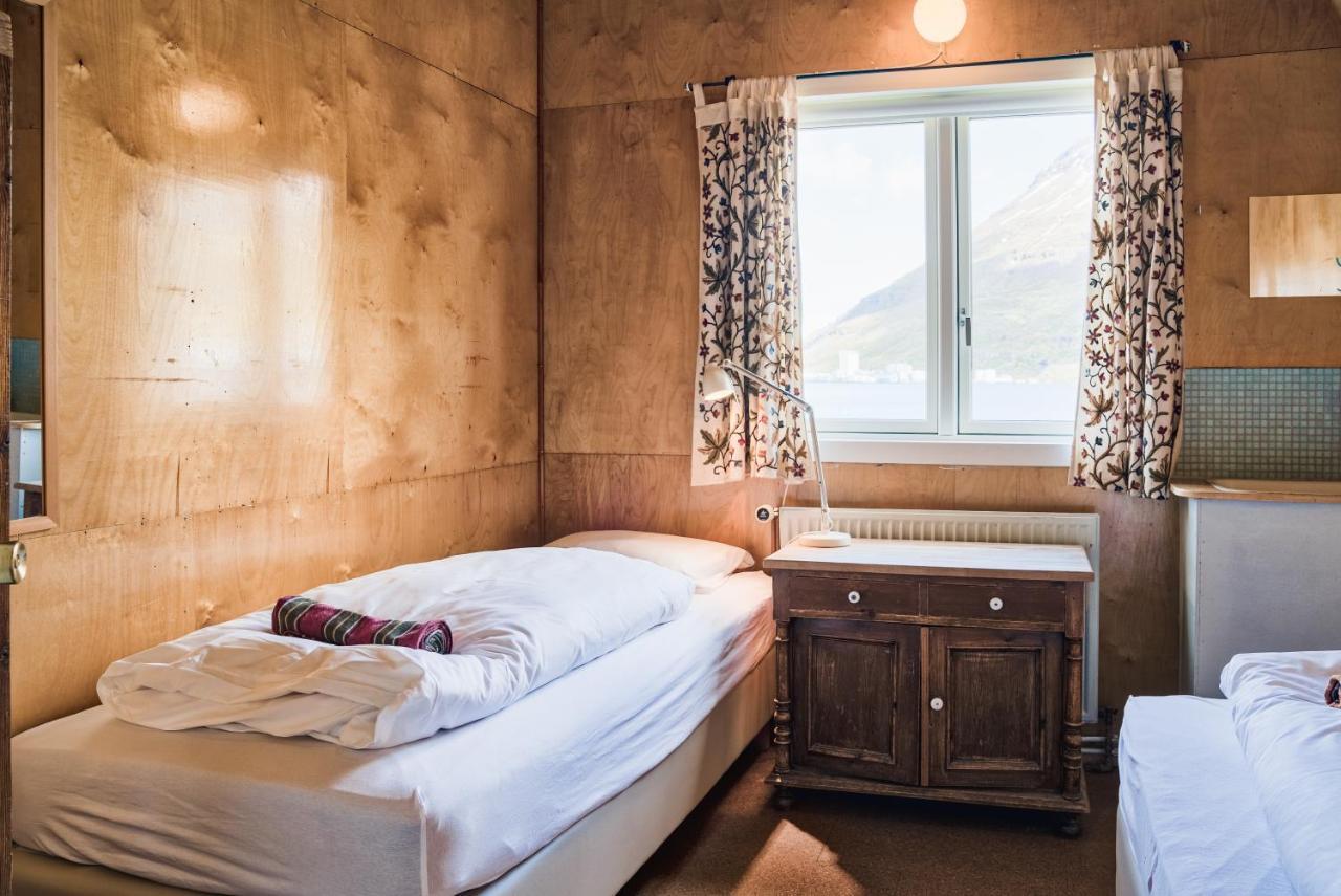 Hafaldan Hi Hostel - Harbour Building Seydisfjordur Экстерьер фото
